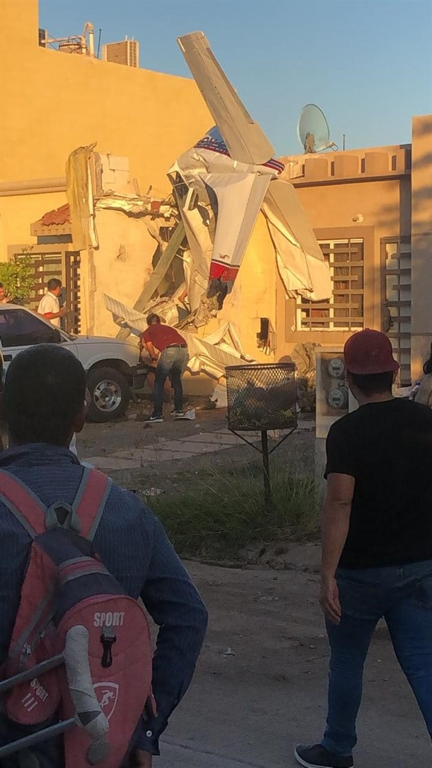 Se Desploma Avioneta Y Cae En Una Casa En Culiac N Luz Noticias