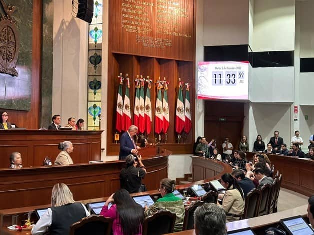 Rocha Moya Presenta Su Segundo Informe De Gobierno Ante El Congreso De