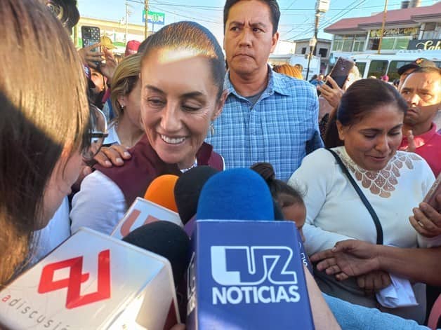 Claudia Sheinbaum se reúne con Rocha Moya en su visita a Sinaloa Luz