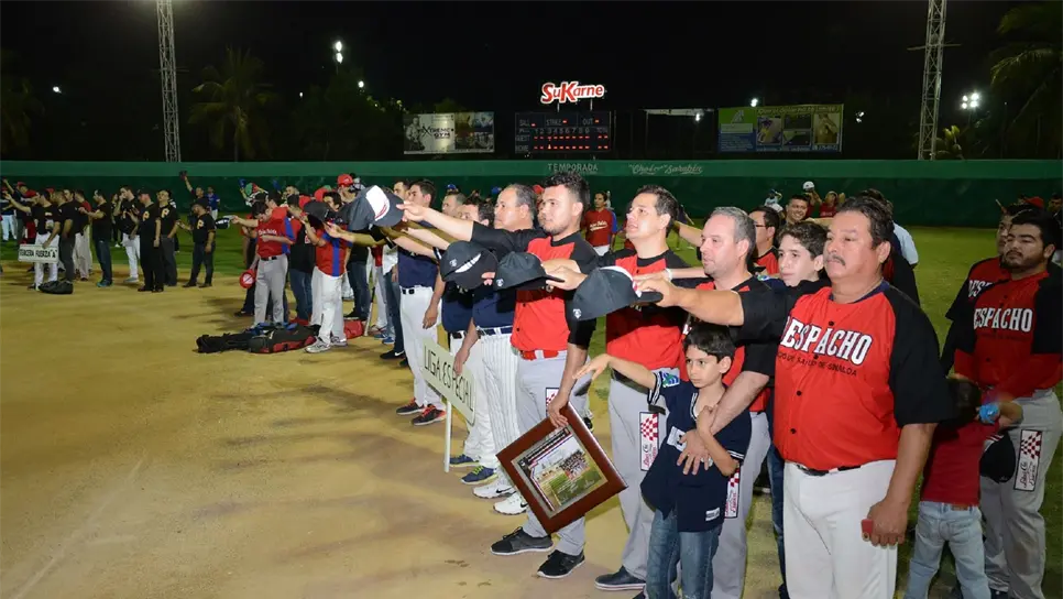 79 equipos inician temporada de softbol 2016