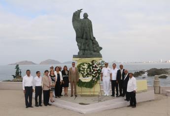 Conmemoran natalicio del Benemérito de las Américas