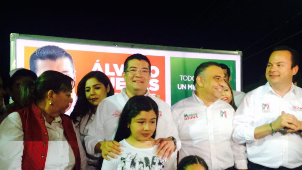 Ruelas Echave arranca su campaña en Ahome