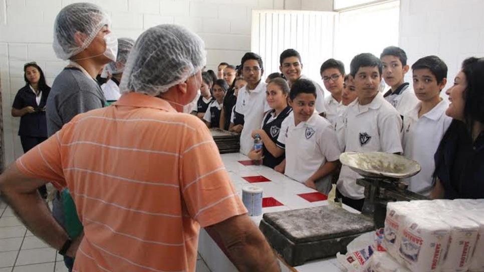 Alumnos de secundaria visitan el tutelar para menores