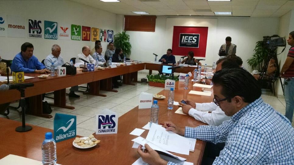 El 25 de abril inician debates organizados por el IEES