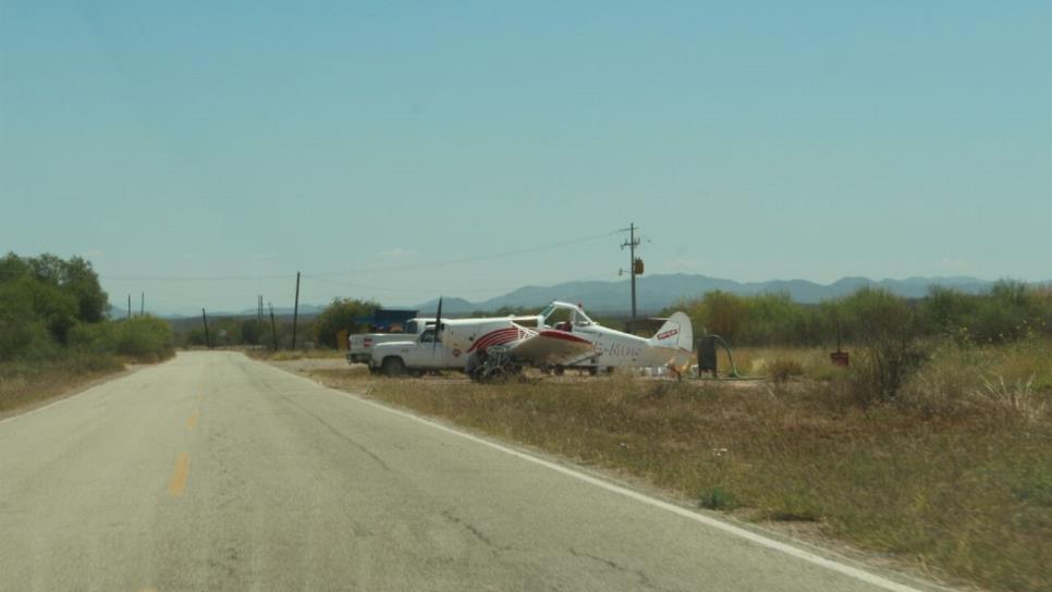 Avioneta aterriza de emergencia en carretera a Tehueco