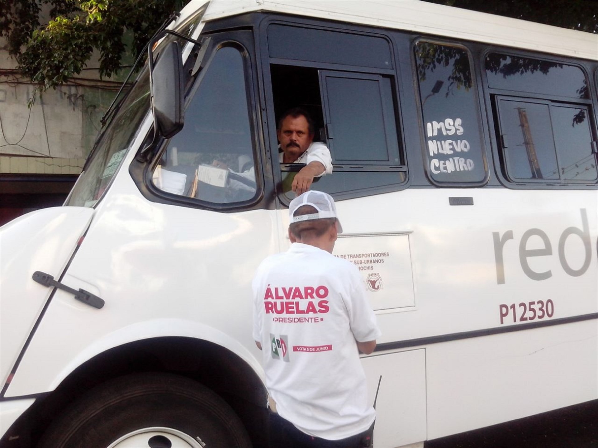 Mientras porten playera blanca no violan el reglamento: DVyT