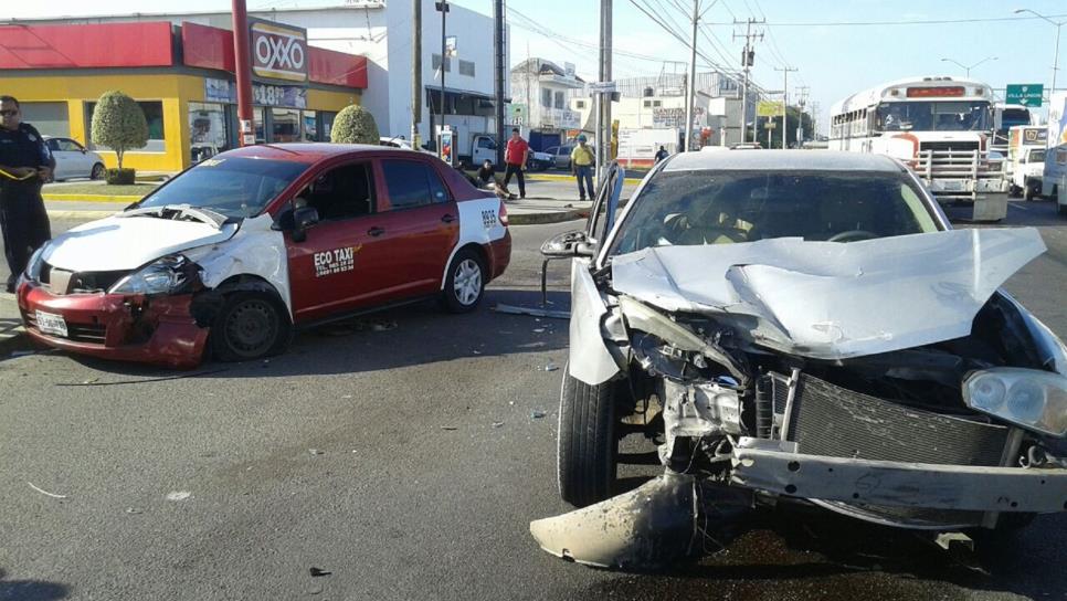 Carambola deja tres lesionados en Mazatlán