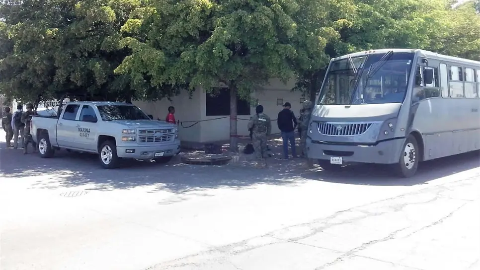 Revisan Marina y Seido casa de seguridad de El Chapo