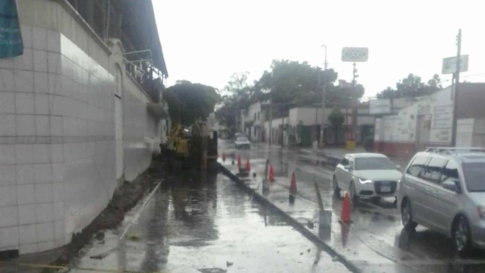 Sorprende lluvia en zona centro de Sinaloa