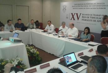 Educación en línea mata a salones de clase o infraestructuras: ANUIES