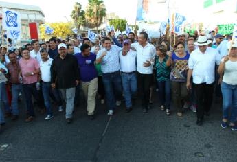 Salen a las calles a exigir claridad en elección en Ahome