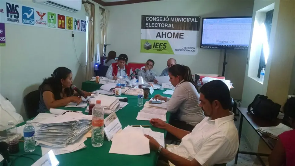 Así amaneció el conteo de votos en Ahome