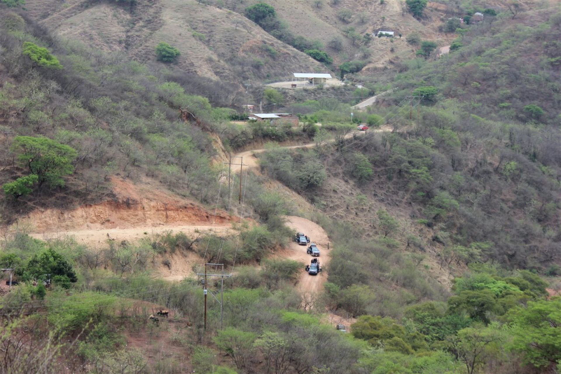 Se retiran agentes de la PEP y PME de la sierra de Badiraguato