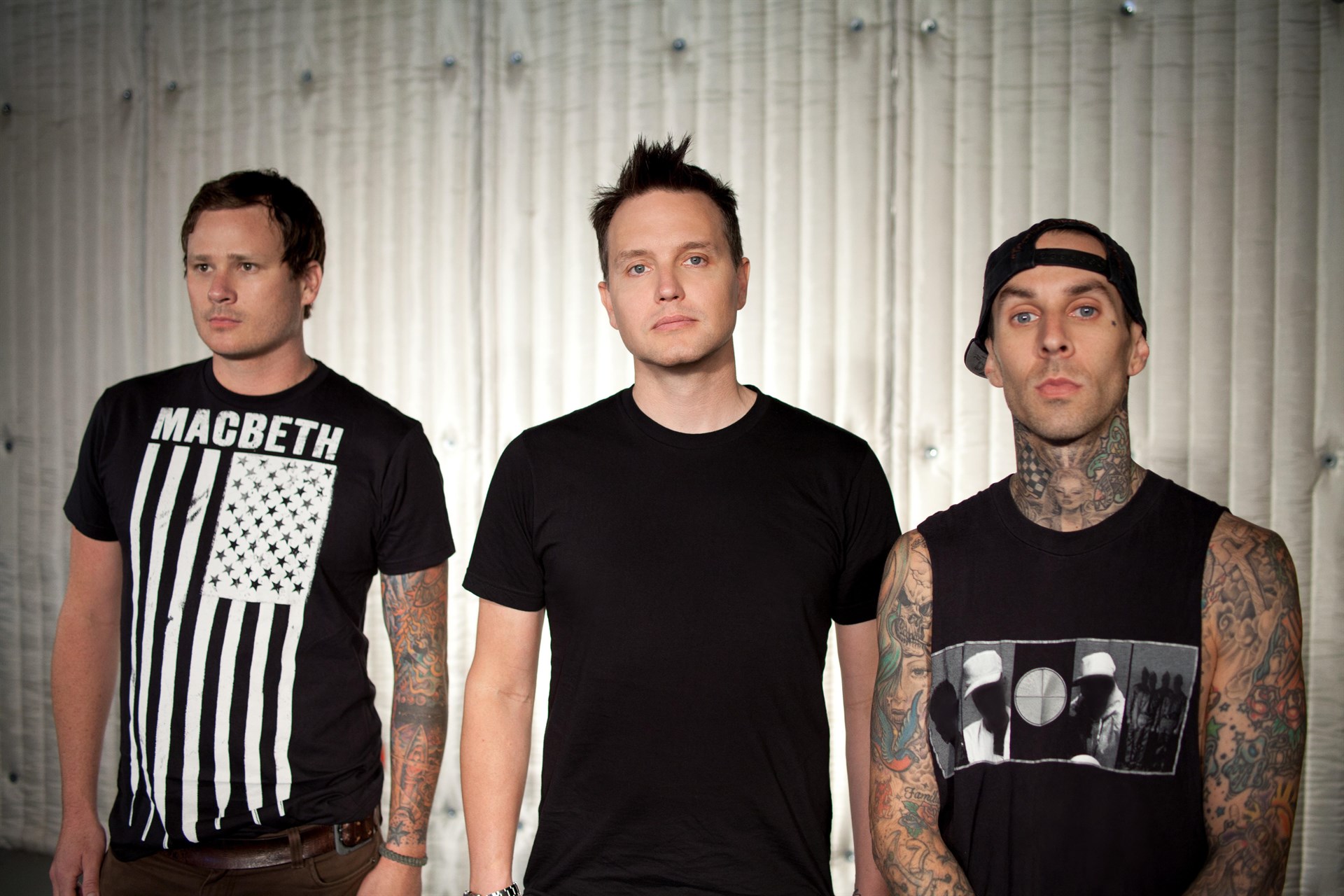 Blink 182 lanza Bored to Death