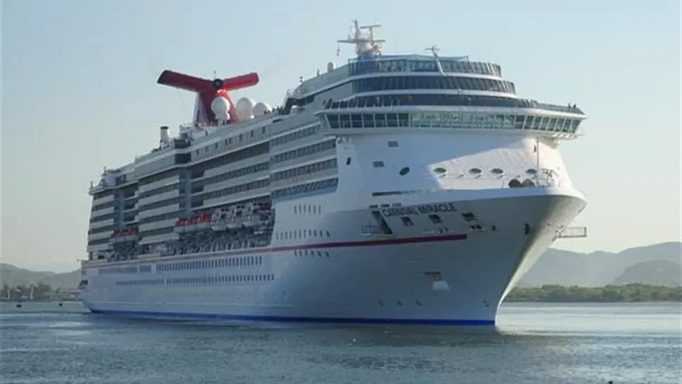 Posponen arribo de crucero por efecto de Frank