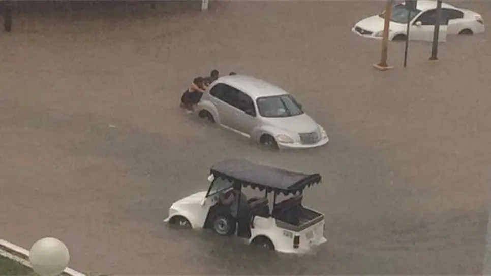 #Javier deja serias inundaciones en zonas de Mazatlán