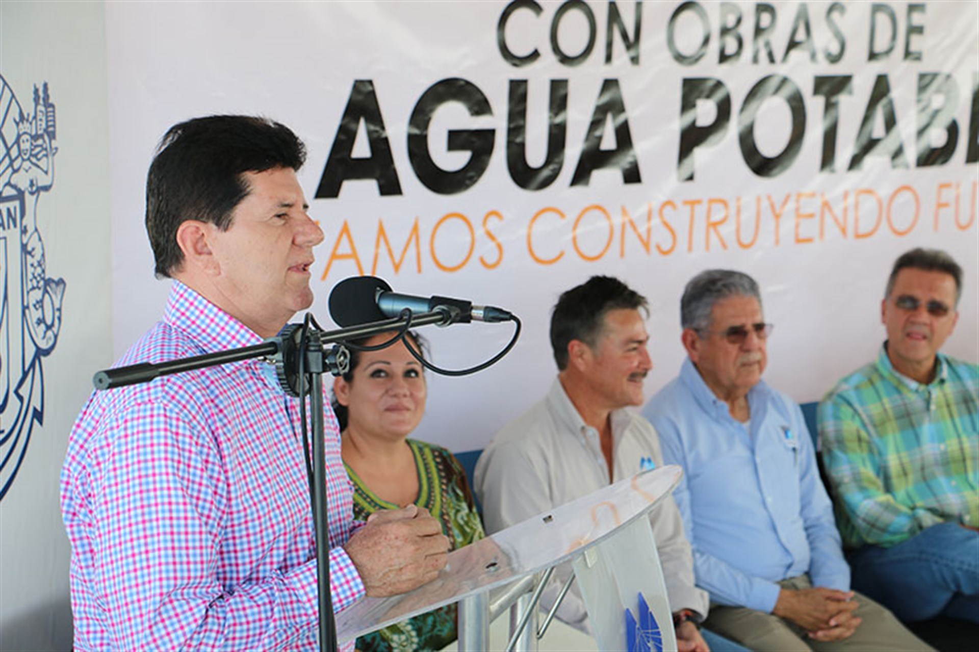 Rosario Peñuelas en su participación en un evento.