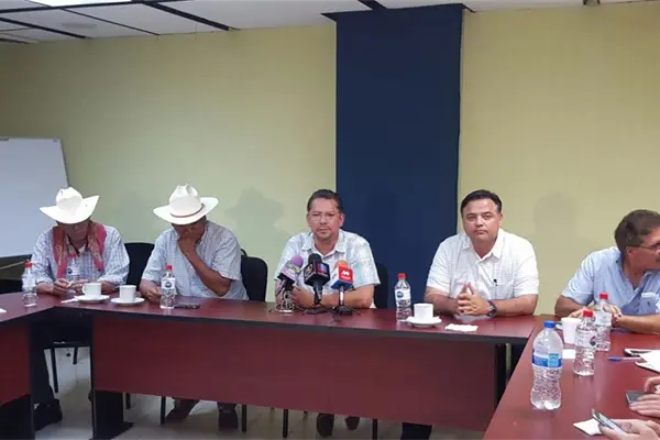 Productores sinaloenses acuerdan radicalizar acciones Productores sinaloenses acuerdan radicalizar acciones