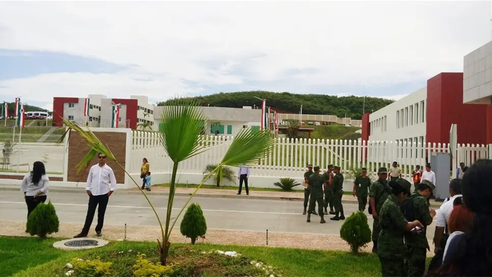 La entrada al lugar del evento.