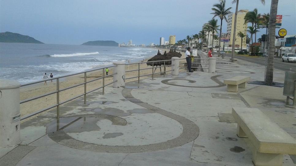 Cierran a la navegación el puerto de Mazatlán