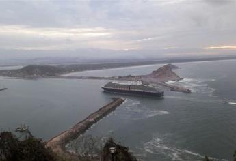 Posponen por mal tiempo arribo de crucero