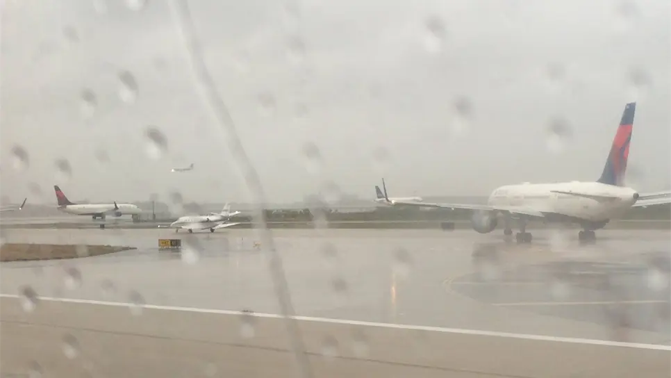 Las lluvias trastocaron algunos vuelos de la región. (FOTO: Archivo/ Juan Carlos Rivera)