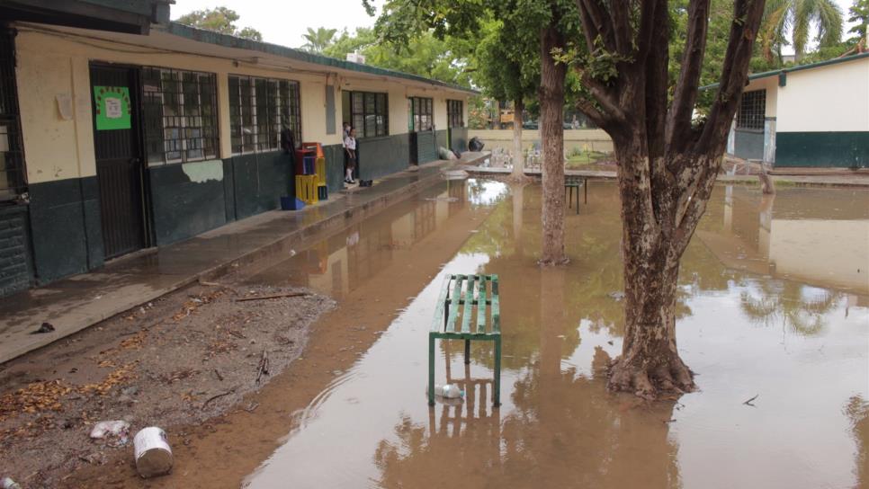 Atenderá Servicios Públicos y Japama a escuelas encharcadas