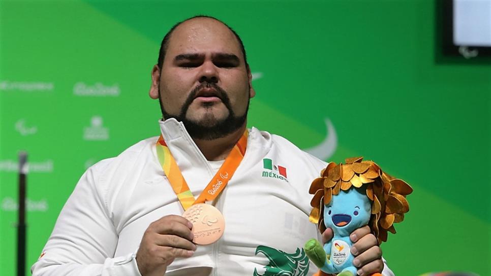 Mexicano José Castillo conquista bronce en levantamiento de potencia