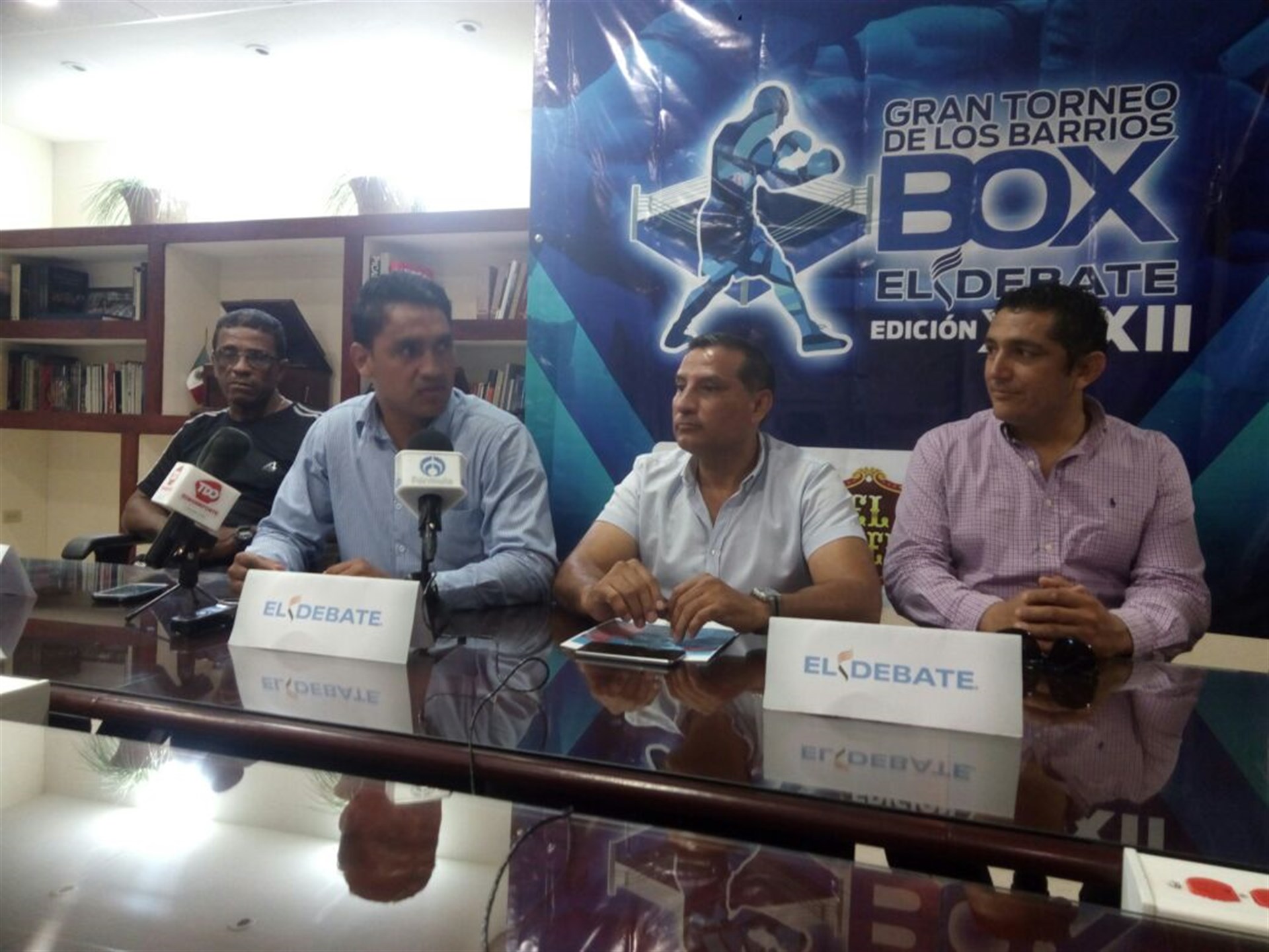 Invitan al Torneo de los Barrios de Box El Debate