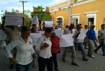 Protestan sindicalizados de El Fuerte, exigen pago de su quincena