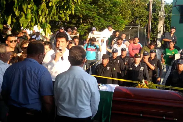 Despiden a Alfredo Vizcarra en Concordia Despiden a Alfredo Vizcarra en Concordia