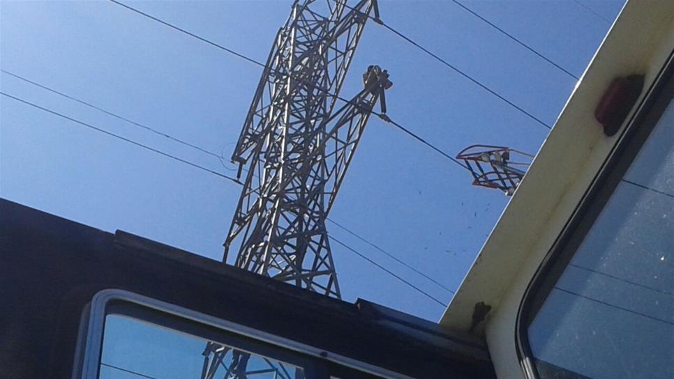 Joven amenaza con lanzarse de una torre en Mazatlán