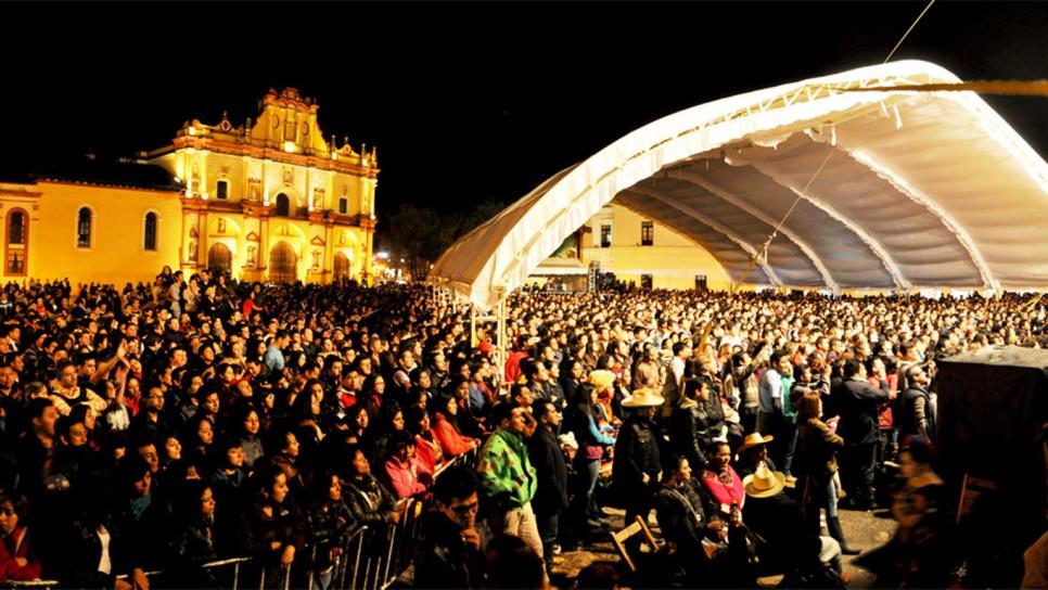 Sonrisas y música unen a México y Colombia en el Cervantino