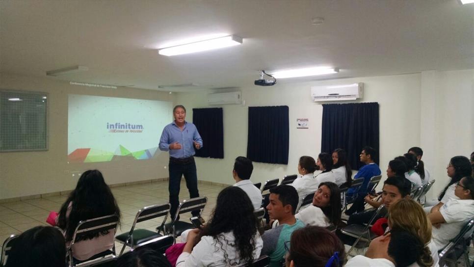 Realizan conferencias por Semana Nacional del Emprendedor