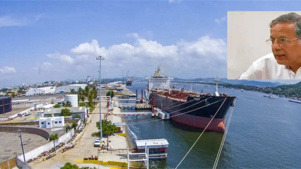 Sale Alfonso Gil Díaz de API Mazatlán