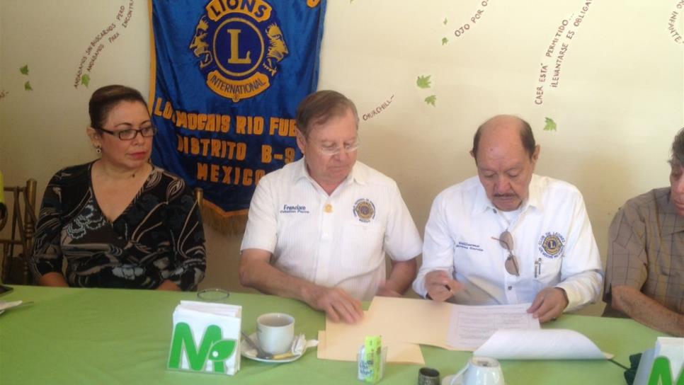 Firman convenio Club de Leones y Autismo Mochis IAP