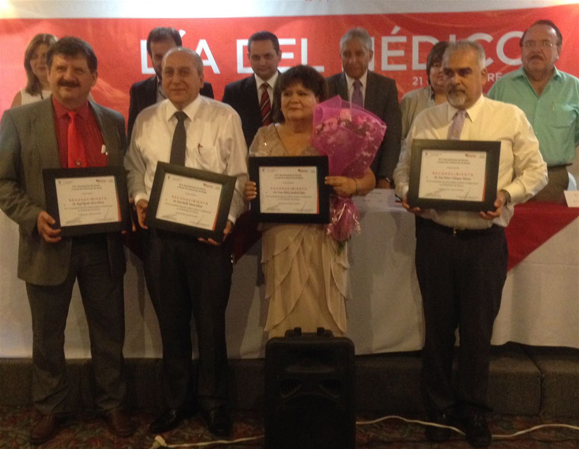 Cuatro doctores son reconocidos como Médicos del Año
