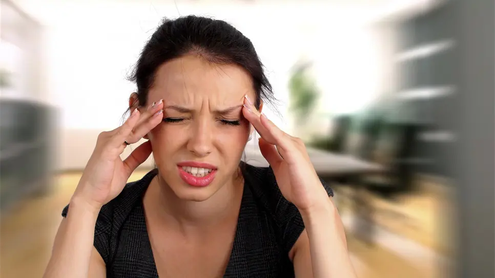 Migrañas podrían ser tratadas mediante control de bacterias en boca