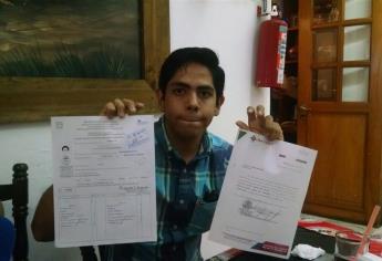 Jóvenes aseguran autenticidad de certificados de preparatoria