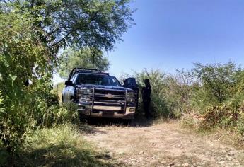 Hombres armados con AK-47 despojan un Jetta en El Serrano