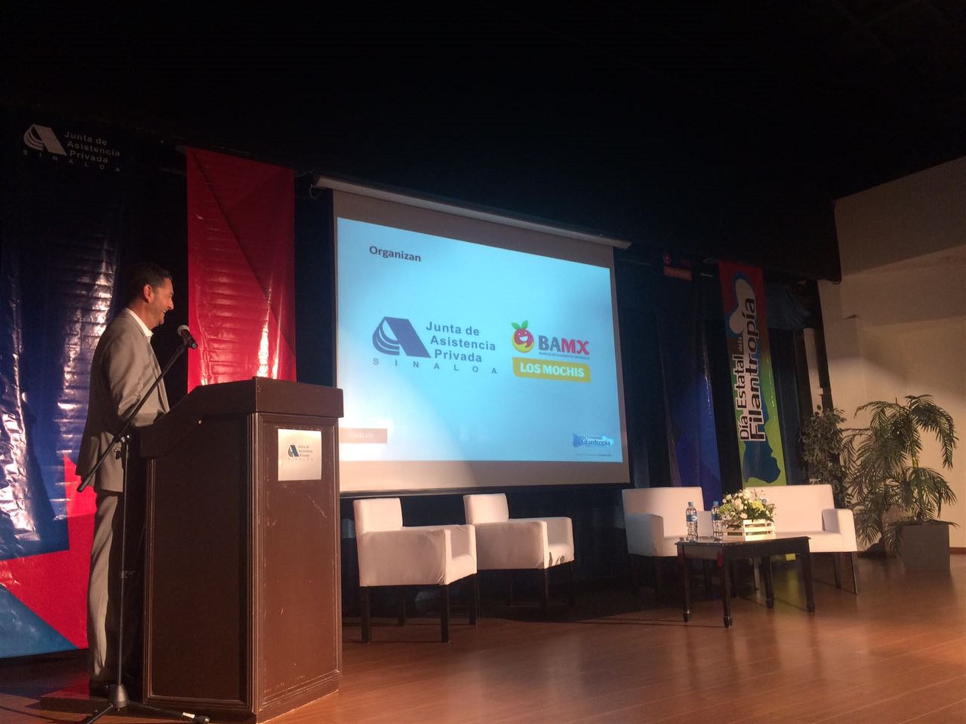 Inauguran el Día de la Filantropía en el CIE