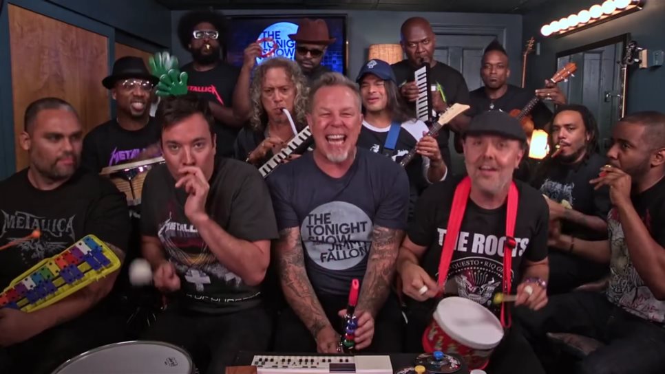 Metallica toca con juguetes “Enter sandman” con Jimmy Fallon