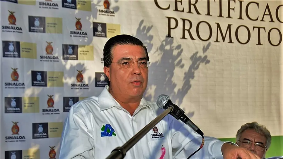Ernesto Echeverría Aispuro.
