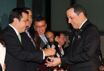 Recibe Duarte Premio Nacional al Buen Gobierno Municipal 2016