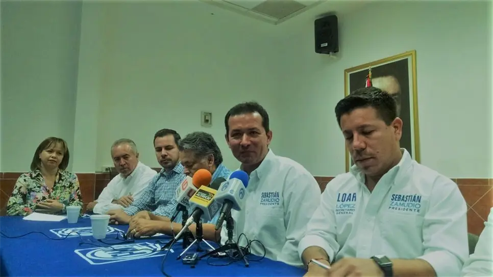 Sebastián Zamudio en la conferencia de prensa: FOTO: Esthela García