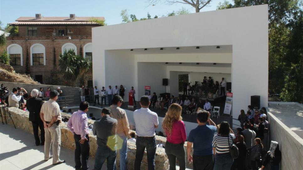 Inauguran Anfiteatro de la Casa de la Cultura