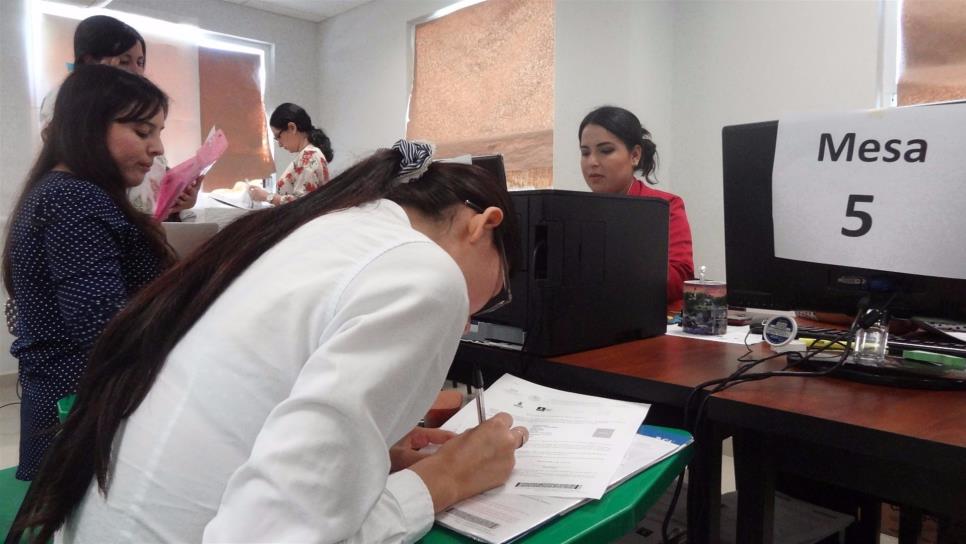 Mejora situación laboral de 40% de profesionistas en México