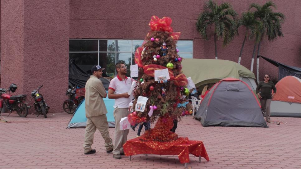 Sindicalizados amenazan con acampar afuera de la casa de El Kory