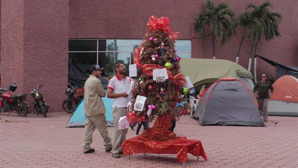Sindicalizados amenazan con acampar afuera de la casa de El Kory