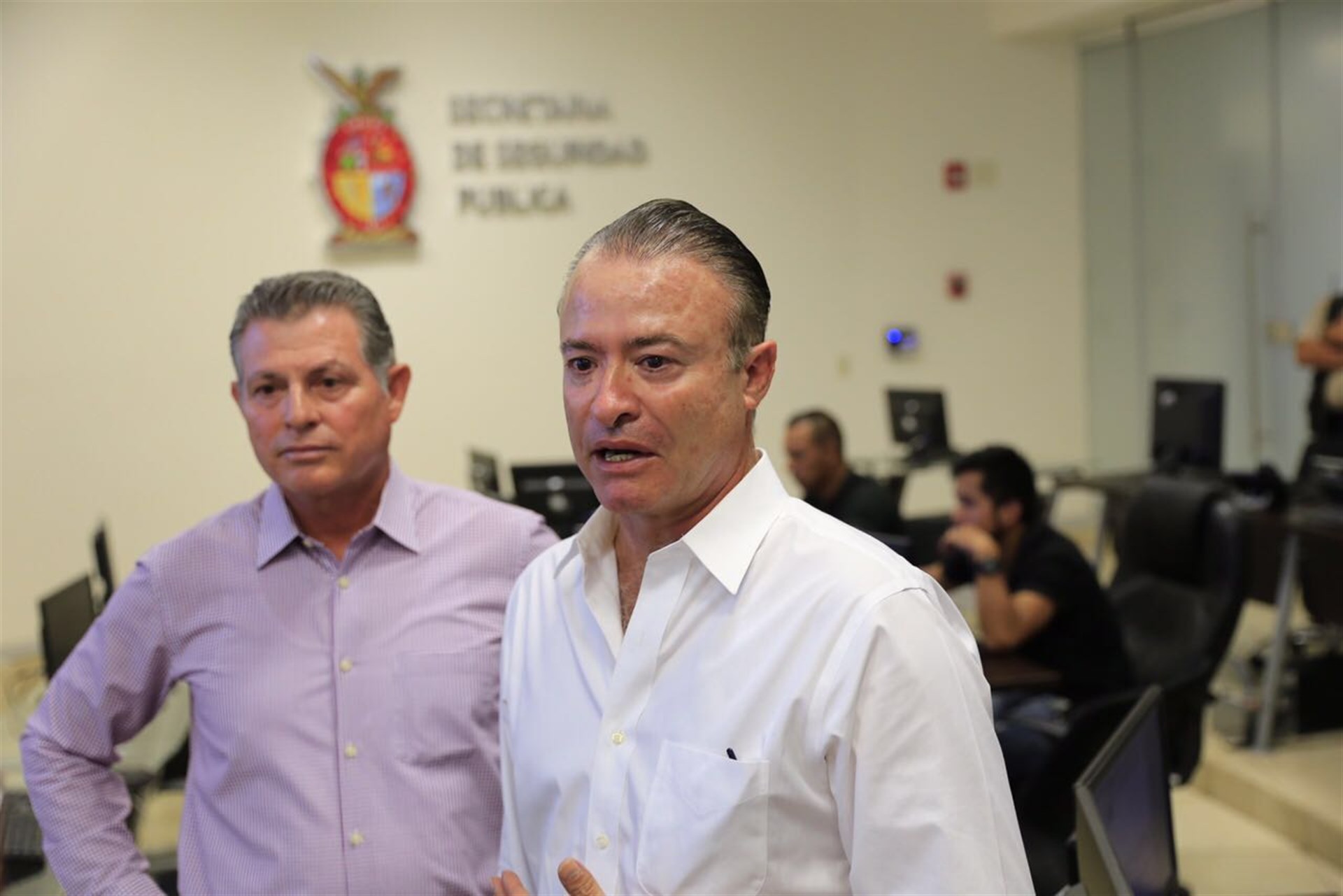 Quirino Ordaz se reúne con gabinete de seguridad y mandos militares